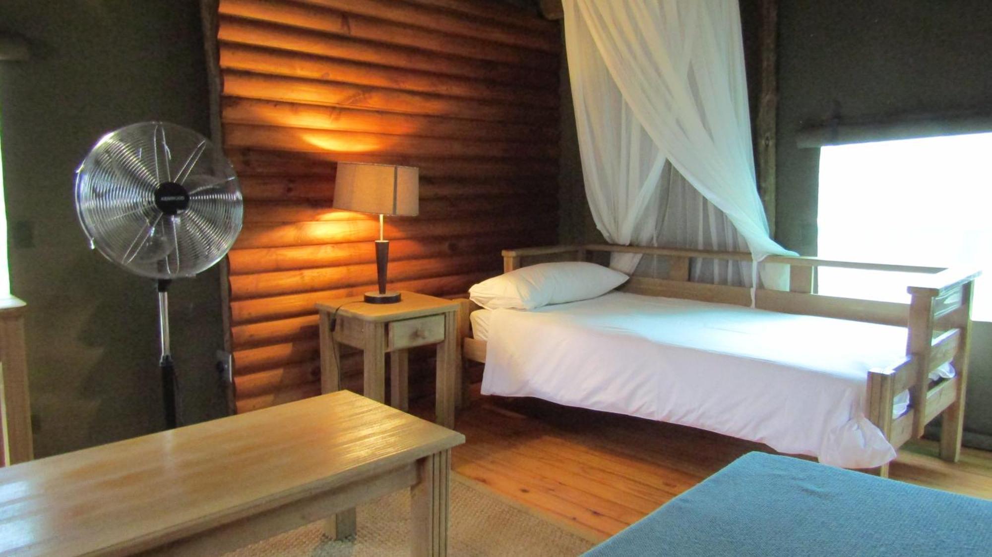 Honeyguide Ranger Camp Hotel Golders Green Room photo
